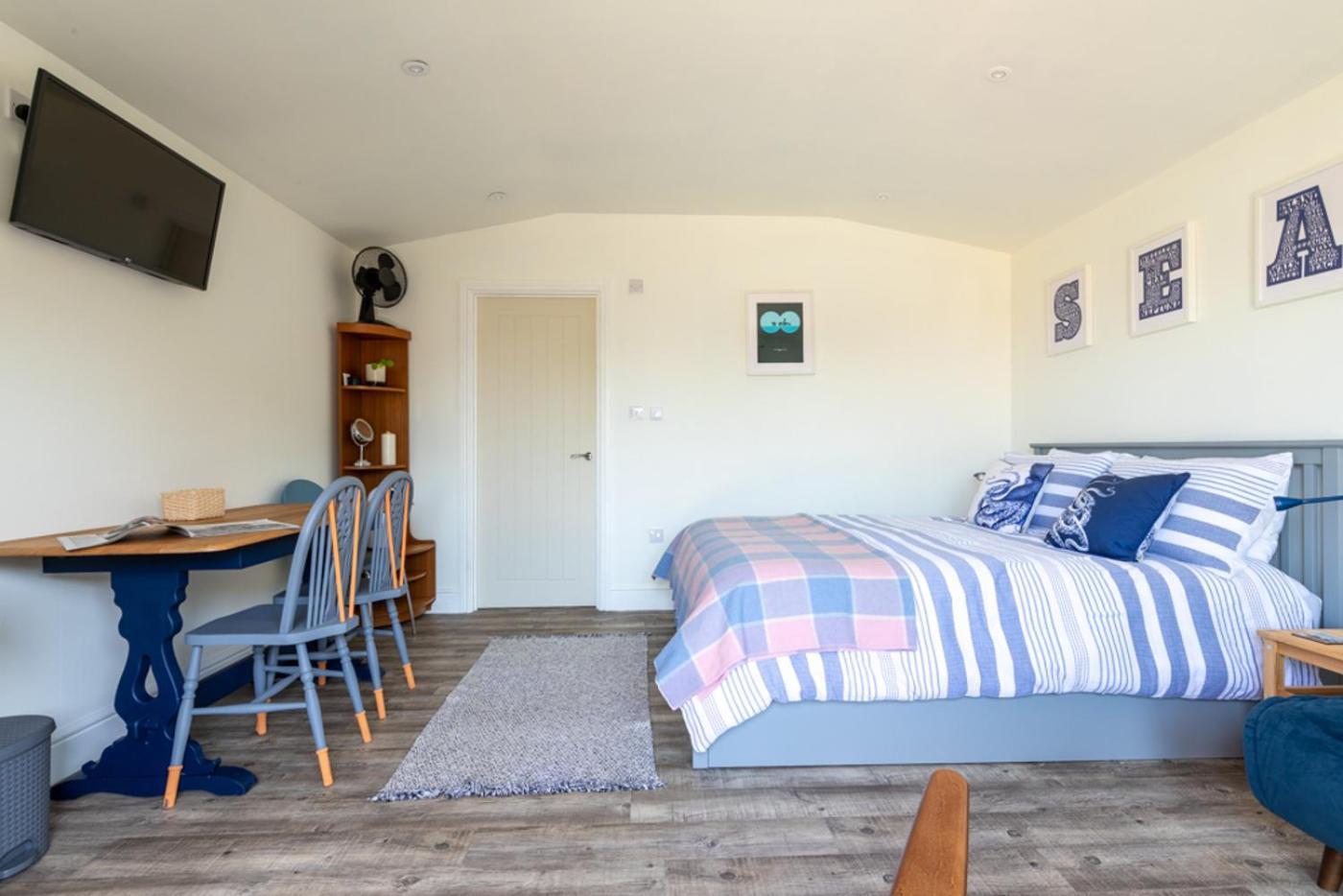 Pear Tree Cabin Whitstable Exteriör bild